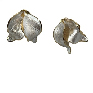 Vintage Cerrito Origional Gold plated leaf earrings pierced