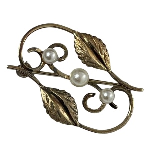 BOYD BOND Vintage sterling silver 925 gold plated pearl leaf brooch