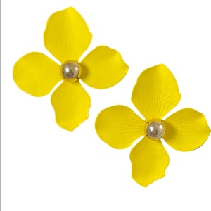 Fun Yellow flower large pierced earrings