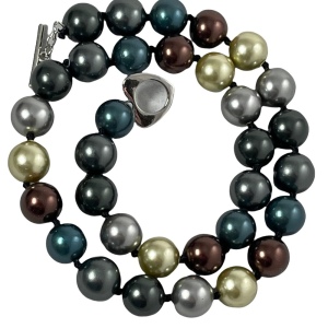 Stunning multicolor Large pearl necklace