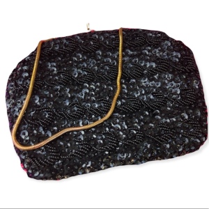 Vintage 1960s small black bead wristlet sequin