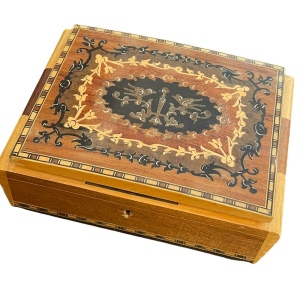 Vintage Sorrento ware Inlaid Wood Jewellery Music Box