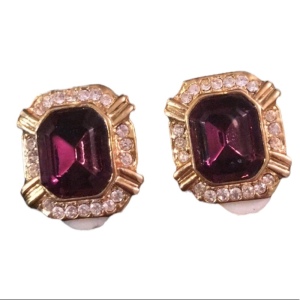 Vintage purple crystal Gold tone clip on earrings