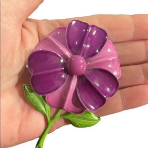 Vintage metal flower brooch 1960s Large