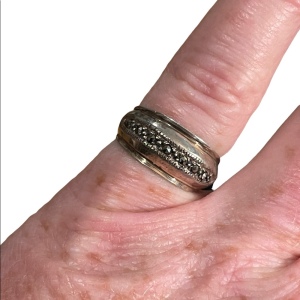 Vintage sterling silver 925 marcasite ring