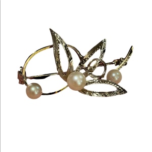 Vintage sterling silver 925 flower pearl fancy brooch