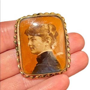 Antique rose gold Cameo brooch painted lady Victorian portrait