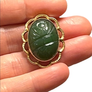 Vintage 12k Gold filled Jade Pendant Carved brooch