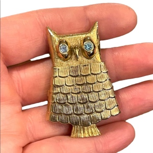 Vintage Owl gold finish perfume poison brooch blue crystal eyes