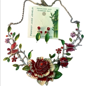 NEW Fancy Flower enamel necklace & earrings