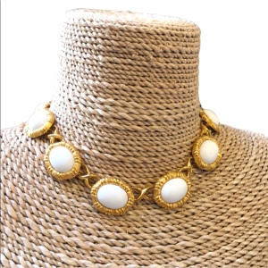 Vintage 1980s Monet choker white glass necklace gold finish chunky