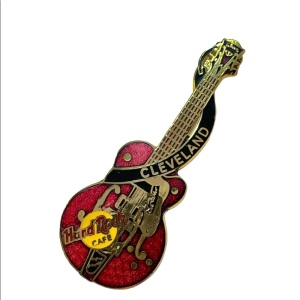 Hard rock Cafe guitar brooch Cleveland gold finish