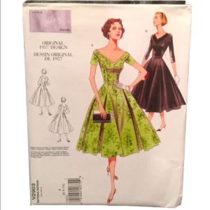 Vogue Sewing pattern 1950s dress