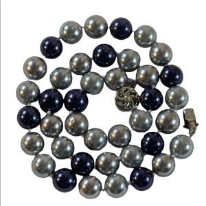 Large heavy Glass pearls blue & Silver high quality necklace silver clasp