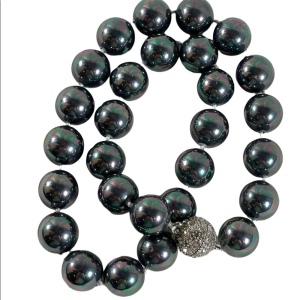 Chunky silver metalic heavy glass pearls Tahisian color