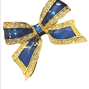 Lovely gold finish blue enameled crystal rhinestone BOW brooch