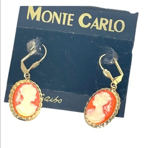 Vintage 1980s Monte Carlo earrings by Garbo Cameo dangle gold finish