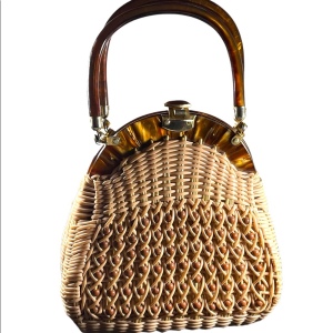 #37 VTG Wicker Lucite handle fancy woven basket bead purse