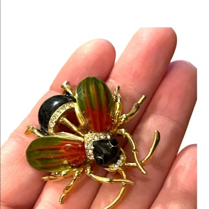 Vintage 1990s Jeweled enameled beetle bug insect rhinestones LG brooch