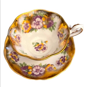 Vintage Pretty in Pink-Stunning Royal Albert Heavy Gold Pansy Tea cup and Saucer