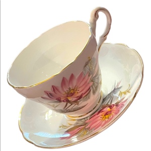 Vintage Regency tea cup & saucer pink flower floral fine china