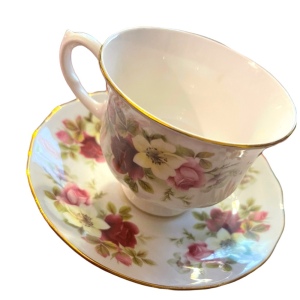 Vintage Queen Anne floral tea cup & saucer roses bone china England