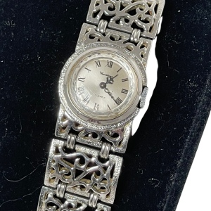 Vintage Vendome wind up wrist watch silver metal 6”