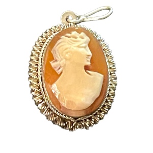 Vintage 1960s 800 silver Carnelian shell Cameo necklace Pendant ornate