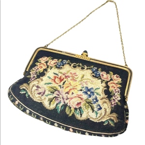 Stunning antique needlepoint wristlet flowers design bag petite point