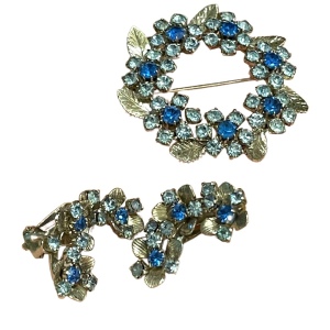 Vintage 1960s Silver TRIAD Blue crystal Clip on earring brooch flowers SET