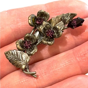 Victorian Antique Austria flower purple crystal brooch silver finish