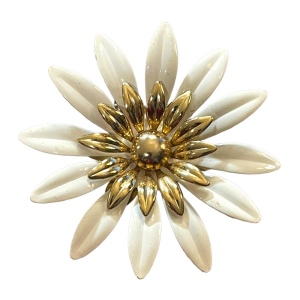 Vintage Sarah Coventry White enamel Daisey Gold finish Metal brooch