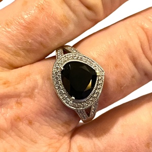 Stunning sterling silver 925 Black onyx CZ dinner ring