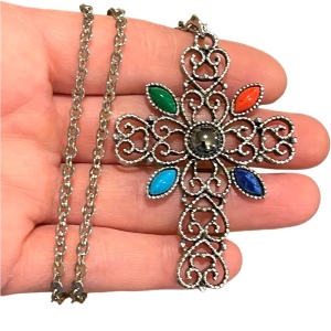 Vintage 1970s Avone silver finish faux stone ornate filagree cross necklace