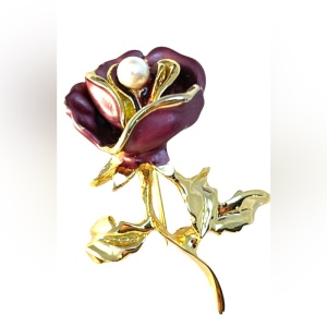 Gold plated finish pink enamel flower brooch faux pearl