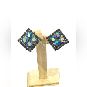 Vintage 1960s Blue crystal AB Square fancy party clip ons