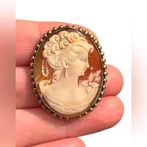 Lovely LG Carved Sardonyx GF Brass Antique Cameo brooch pendant