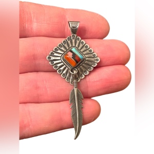 Vintage Carolyn Pollack Southwestern sterling necklace pendant stone inlay