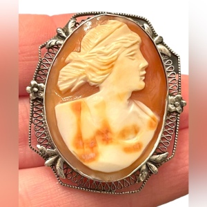 Antique Art Deco filagree sterling silver 925 hand carved shell cameo brooch