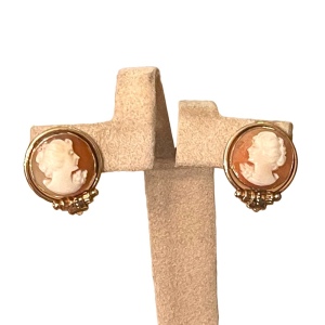 Vintage 1950s Van Dell 12k Gold filled GF Carved shell cameo screw back earrings