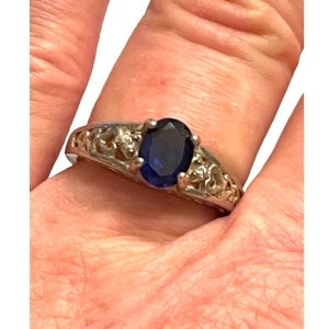 Stunning sterling silver 925 Sim blue sapphire ornate ring