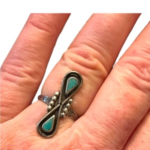 Vintage 1970s Sterling silver 925 green turquoise Southwestern ring