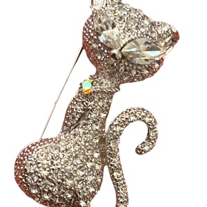 Vintage silver finish rhinestone Cat kitty brooch