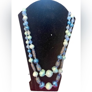 Vintage 1950s resin & glass crystal fancy textured double strand blue necklace