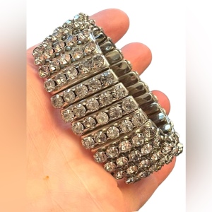 Vintage 1950s Stretchy Silver finish Crystal rhinestone Quality heavy bracelet