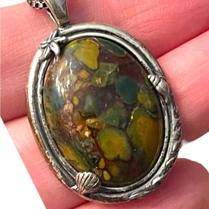 Fancy Handmade Sterling Silver 925 Caterpillar Moss Agate Stone pendant & chain