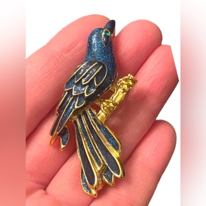 Lovely gold finish Blue enameled fancy bird brooch