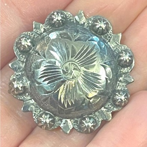 Vintage sterling silver 925 Etched concho mexican brooch