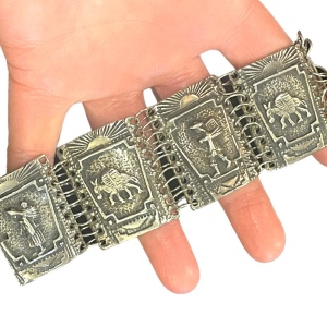 Vintage 800 Silver story book chunky link panel bracelet Latin Columbian