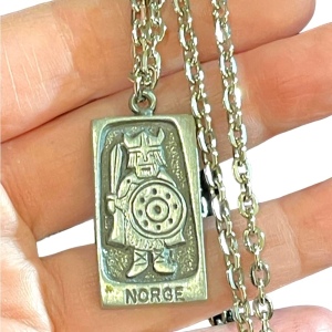 Norge Vintage TINN BT Nordic soldier pendant necklace pewter NORSK